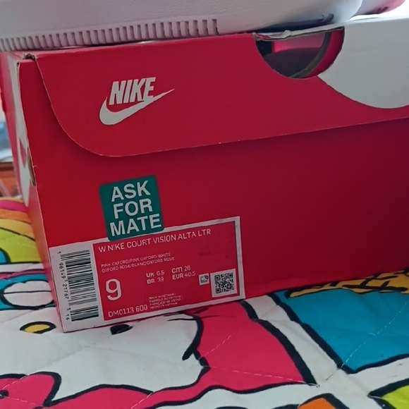 Nike Women's Blush Pink Platform Sneakers - Picture 2 of 7